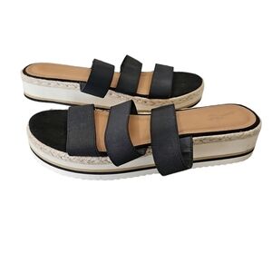 Universal Thread Platform Sandals  Size 8.5